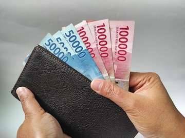 Penyaluran BSU 2025 85 Persen, Simak Pengakuan Menaker-BPJSTK