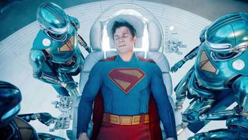 Pendapatan Global ‘Superman’ Tembus Rp4,8 Triliun